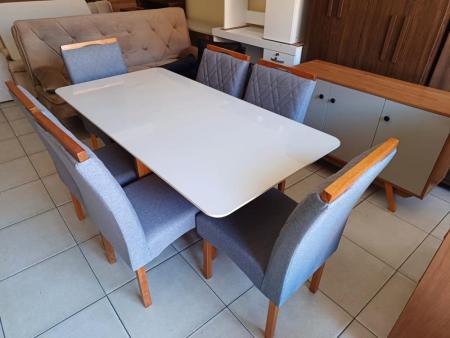 Mesa de jantar 6 cadeiras 